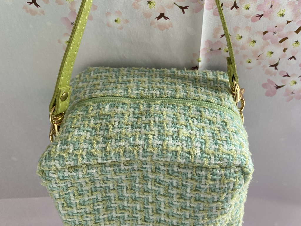 もちもちマスコット4体用ツィードポーチ