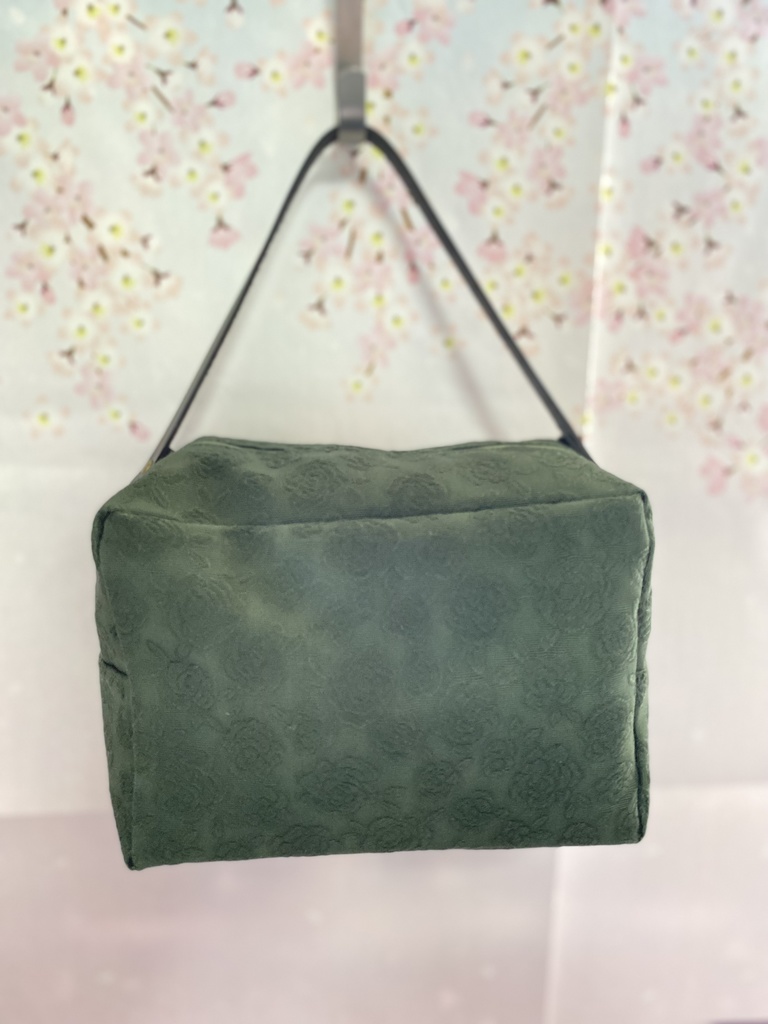 もちもちマスコット6体用ポーチ 薔薇柄ジャガード