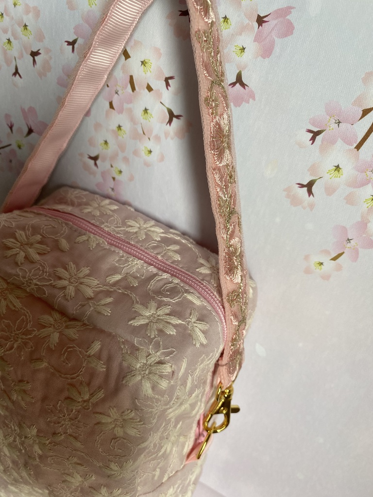 ぬいぐるみ用ポーチ レース×無地 刺繡リボン