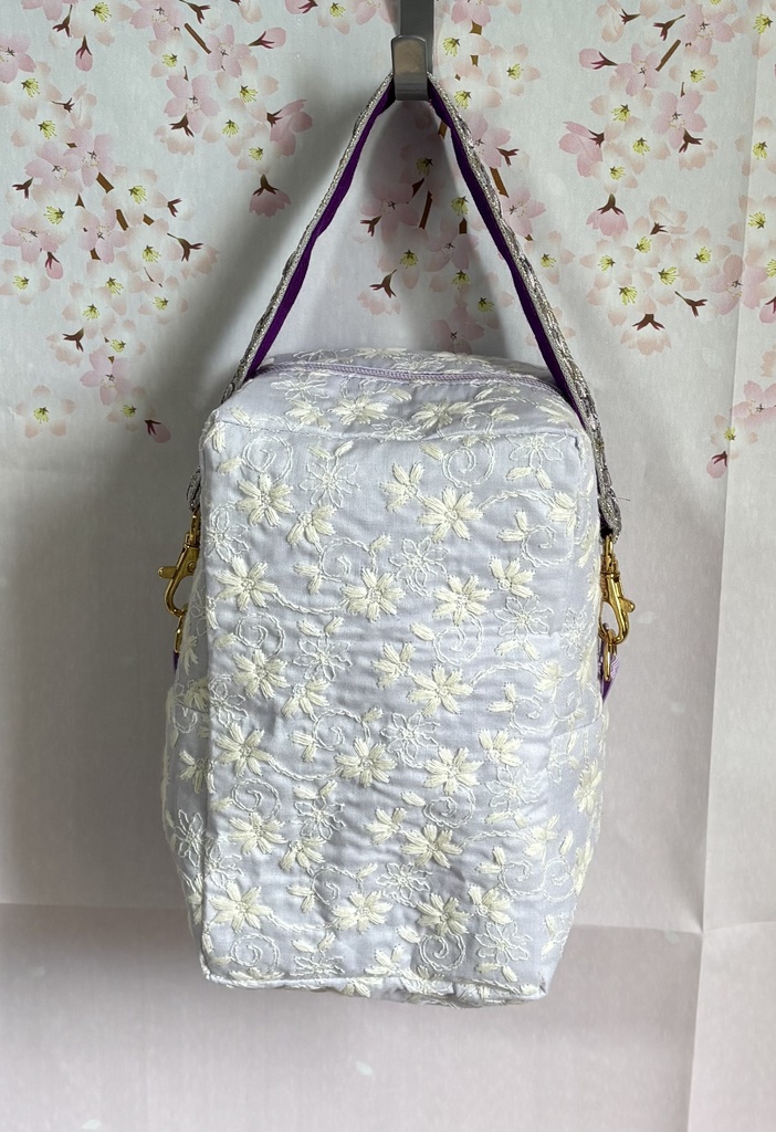 ぬいぐるみ用ポーチ レース×無地 刺繡リボン