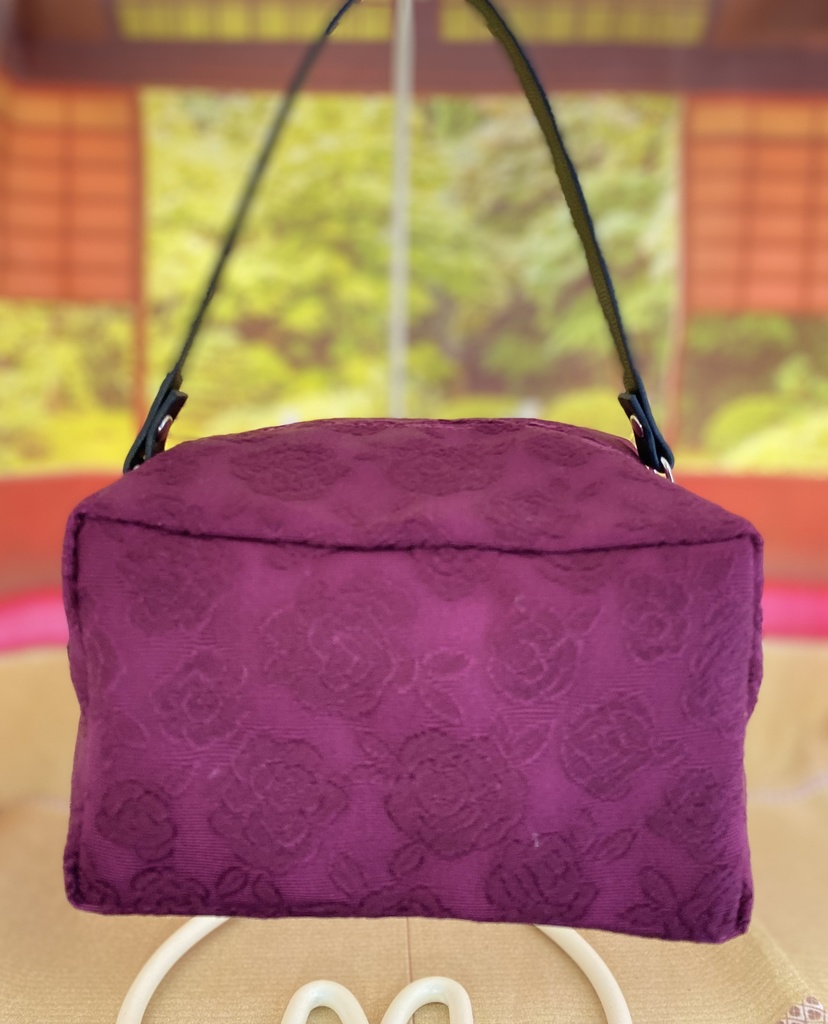 もちもちマスコット2体用ポーチ 薔薇柄ジャガード