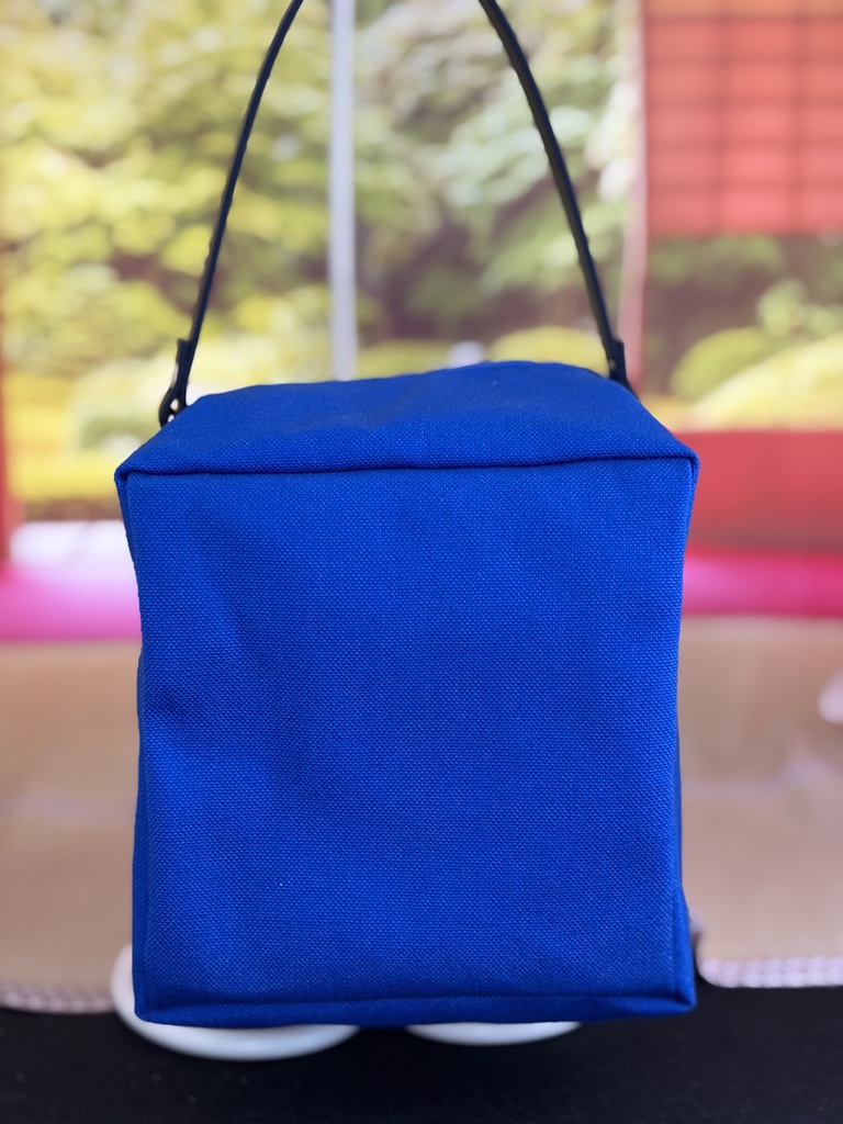 もちもちマスコット4体用ポーチ 無地×ふくらすずめ柄