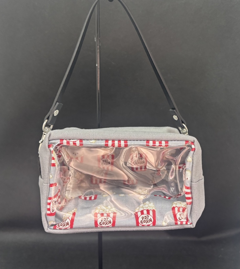 もちぬい体用ポーチ　ライトグレー×可愛い柄