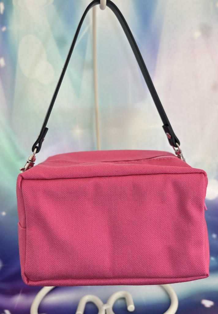 もちもちマスコット2体用ポーチ 濃ピンク×可愛い柄