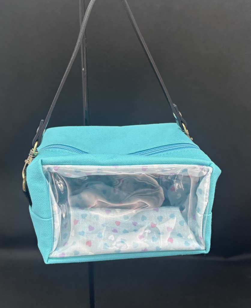 もちぬい2体用ポーチ　ターコイズ×ハート柄