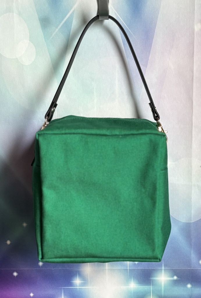 もちもちマスコット4体用ポーチ 無地×星柄