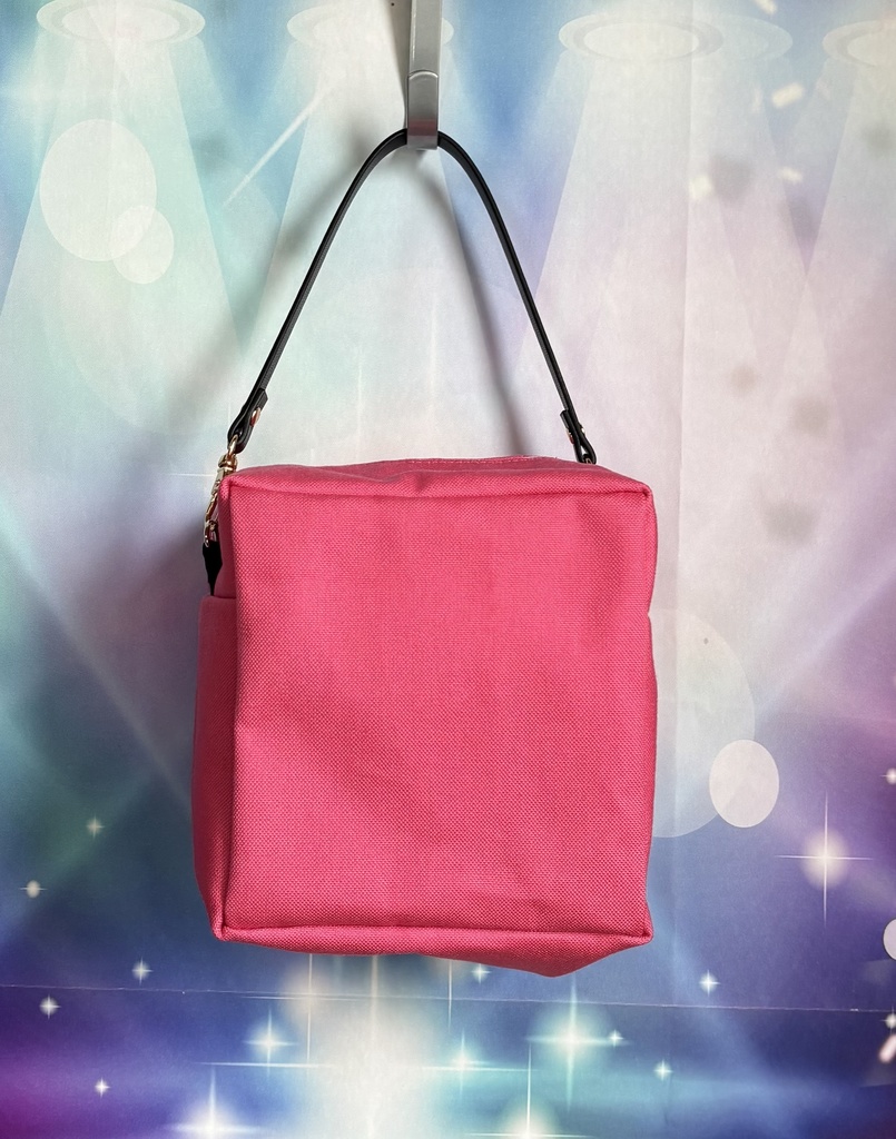 もちもちマスコット4体用ポーチ 無地×チェック柄