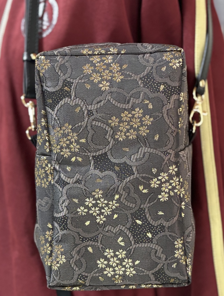 金襴 ぬいぐるみ用ショルダーバッグ 1体用 桜柄