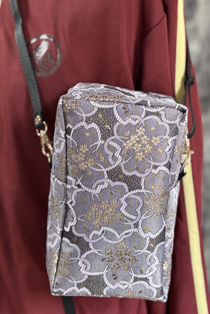金襴 ぬいぐるみ用ショルダーバッグ 1体用 桜柄