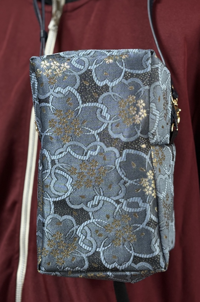 金襴 ぬいぐるみ用ショルダーバッグ 1体用 桜柄