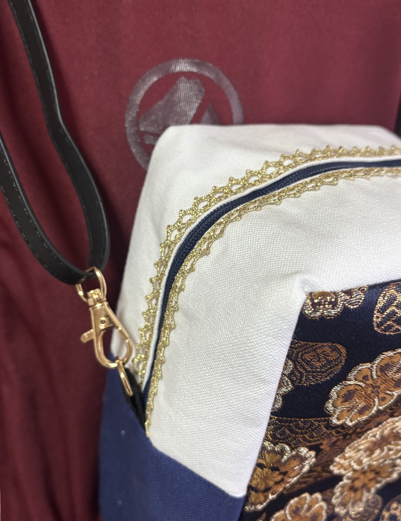 金襴 ぬいぐるみ用ショルダーバッグ