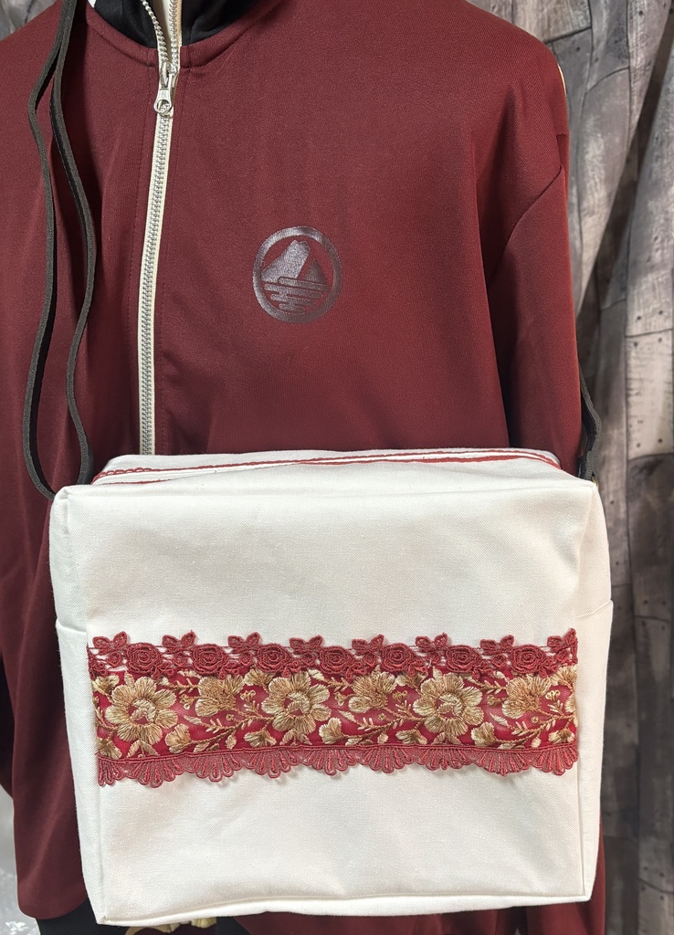 千柚様専用　ぬいぐるみ用ショルダーバッグ　2体用　刺繍リボン　帽子あり