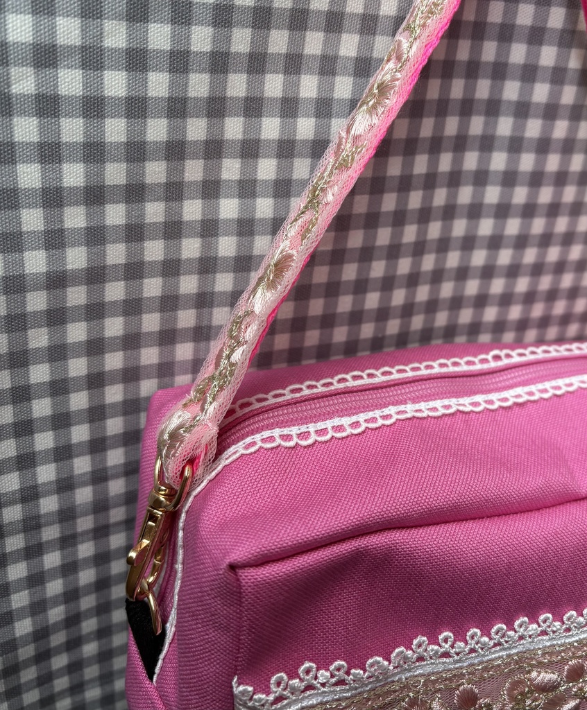 ぬいぐるみ用ポーチ 2体用 刺繍リボン