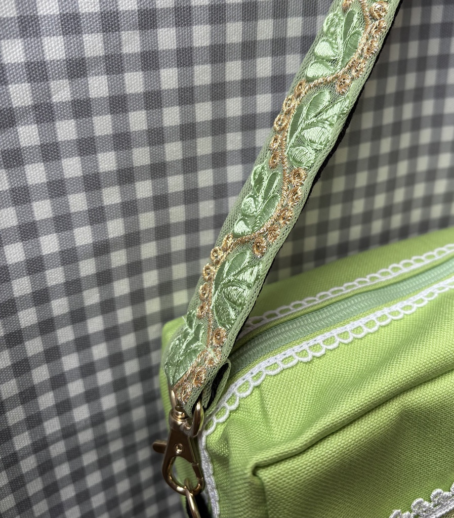 ぬいぐるみ用ポーチ 2体用 刺繍リボン