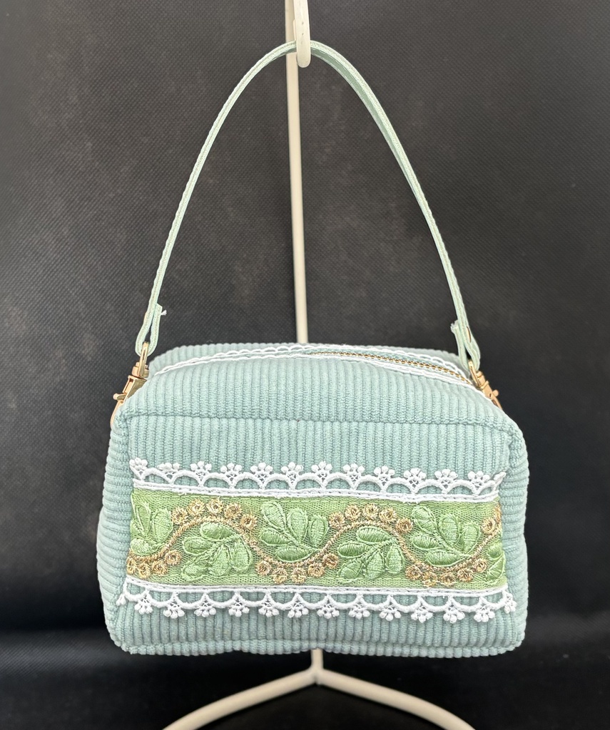 もちぬい2体用ポーチ くすみカラーコーデュロイ×刺繡リボン