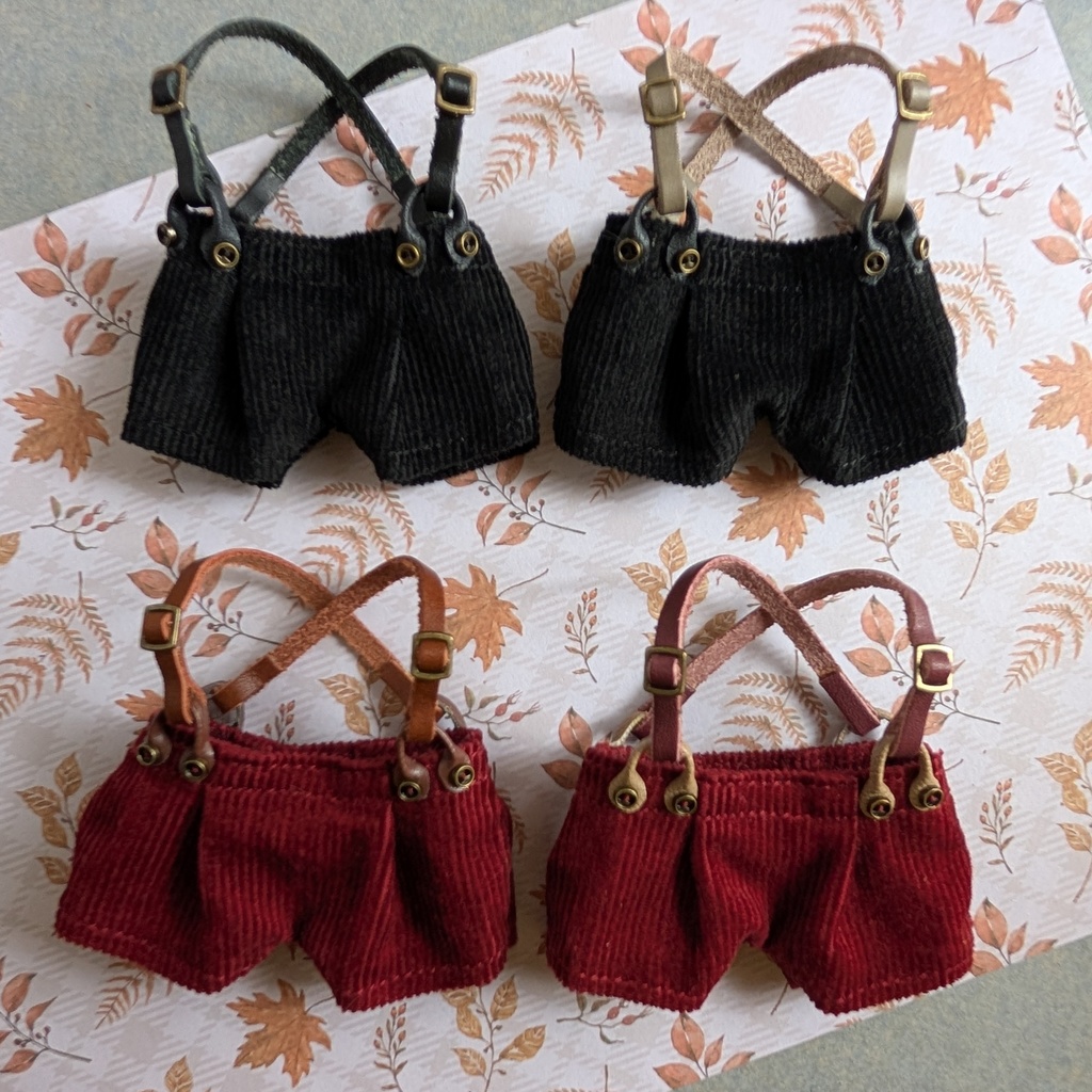 ちょっとレトロなサスペンダー付きパンツ コーデュロイver.