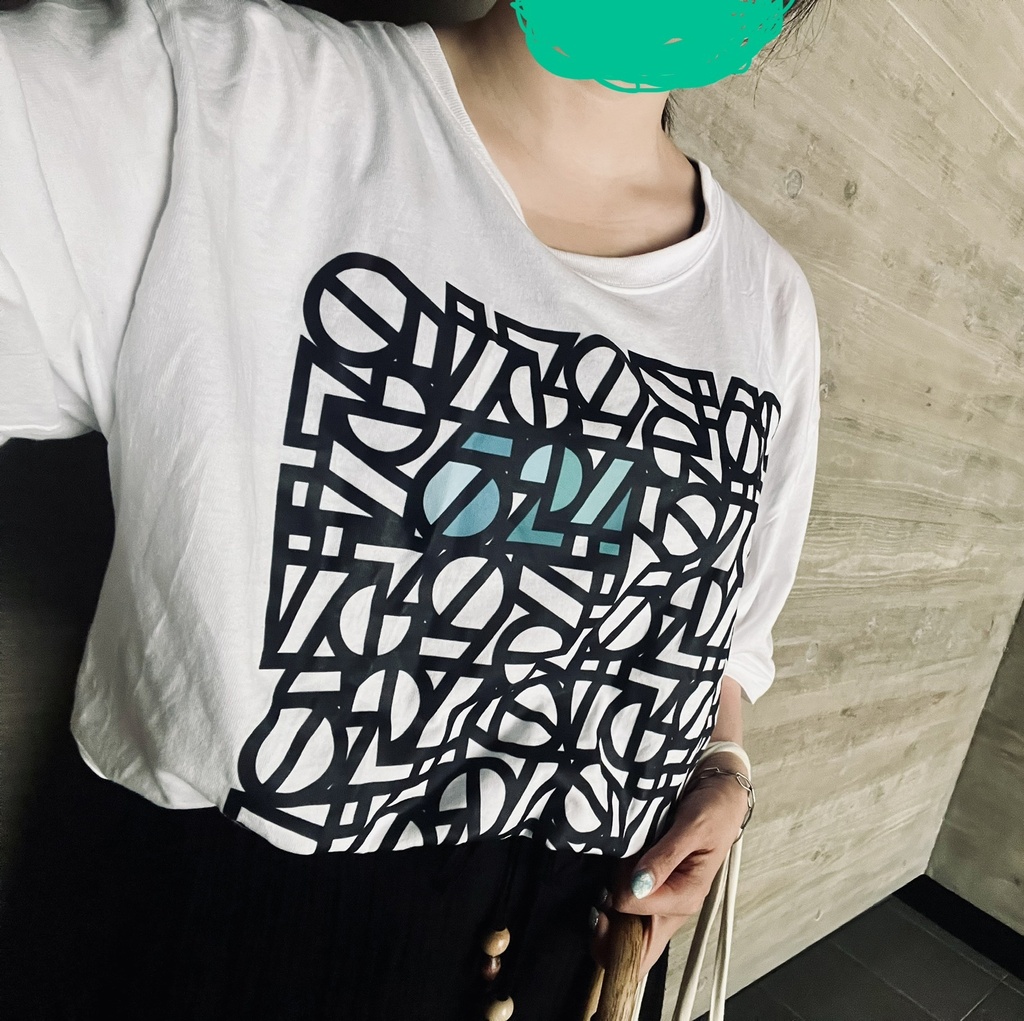 さりげなく主張したい五伏Tシャツ/ジオメトリック
