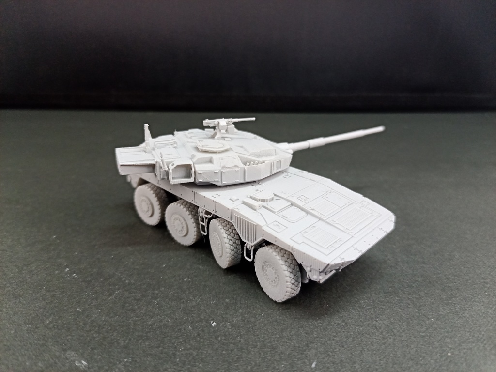 1/100　16式機動戦闘車　試作4号車