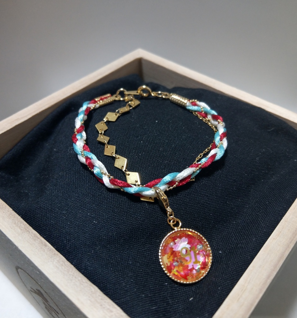 カスタムサテンブレスレット