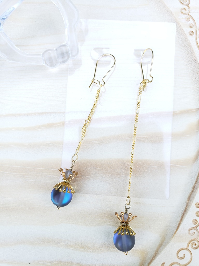 ゼェスティアルイメージピアス