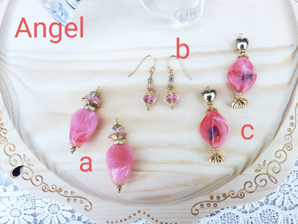 キャライメージ香水瓶風ピアス