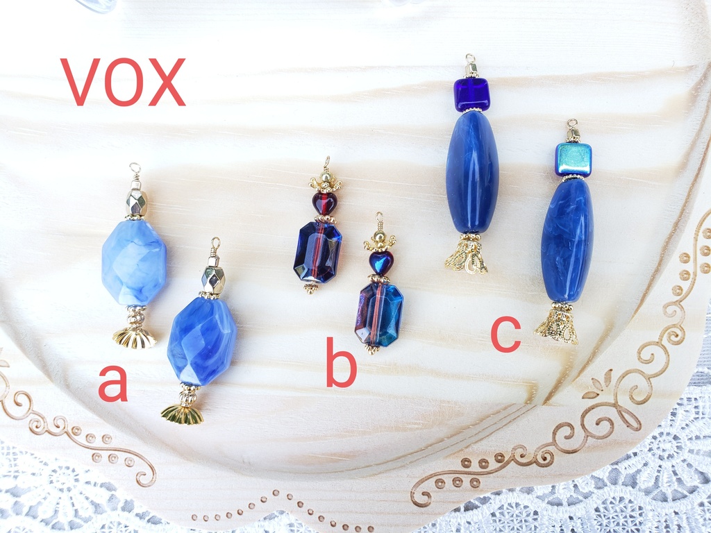 キャライメージ香水瓶風ピアス