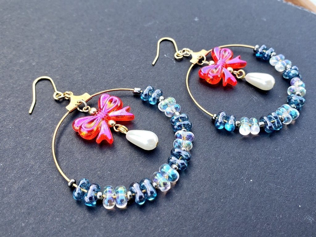 【じゃらじゃら】キャライメージピアス/イヤリング【はずびん】ホテル組