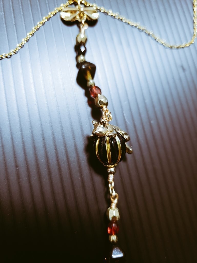 ホテル住人のキーネックレス