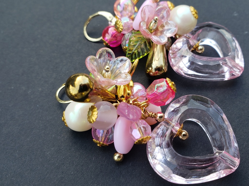 【じゃらじゃら】イメージピアス/イヤリング【はずびん】エンジェルダスト