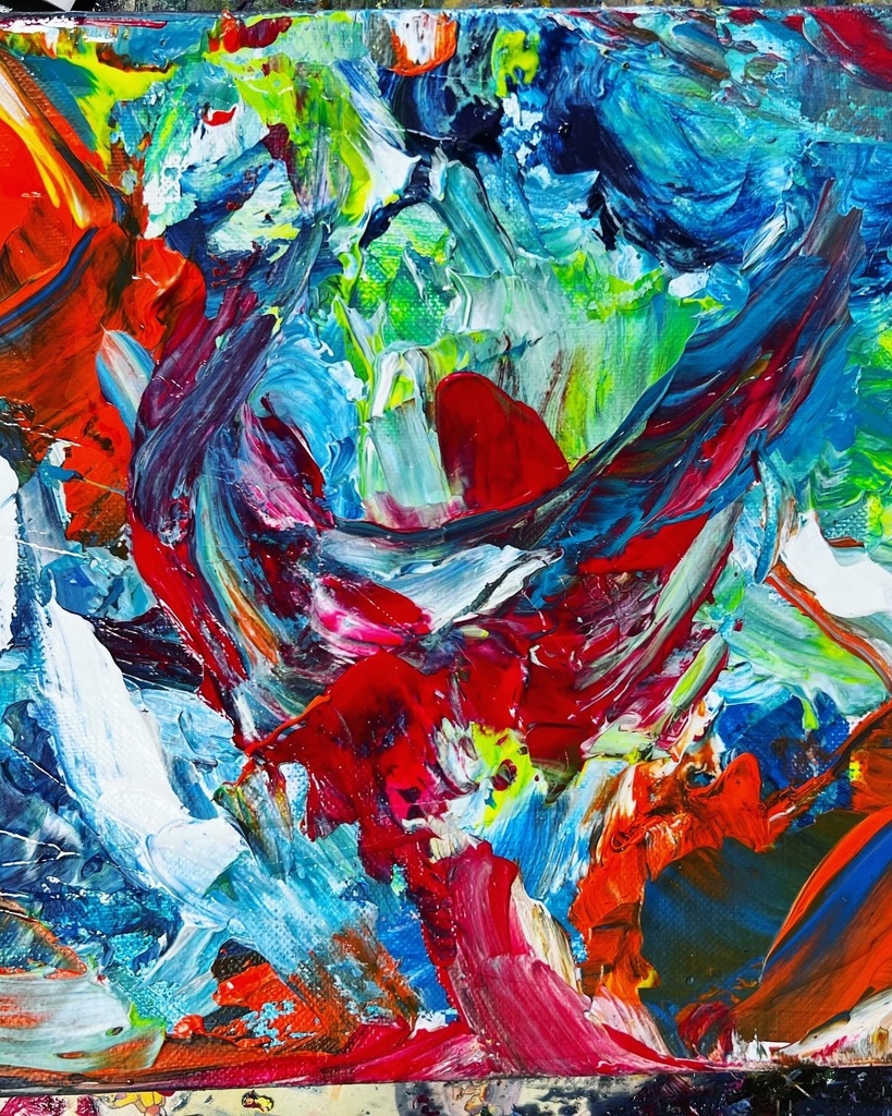 「鮮烈な裂傷の先にある感情表現性とその表面、具現化できずに沈みゆく赤 拘泥の中に消えゆくその朱 融解の中」