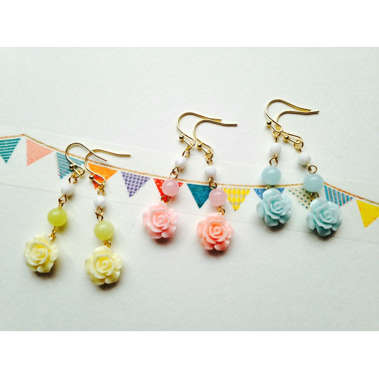 花のピアス