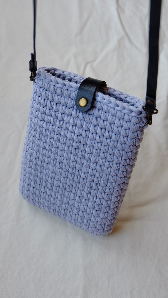 スマートフォンポーチ