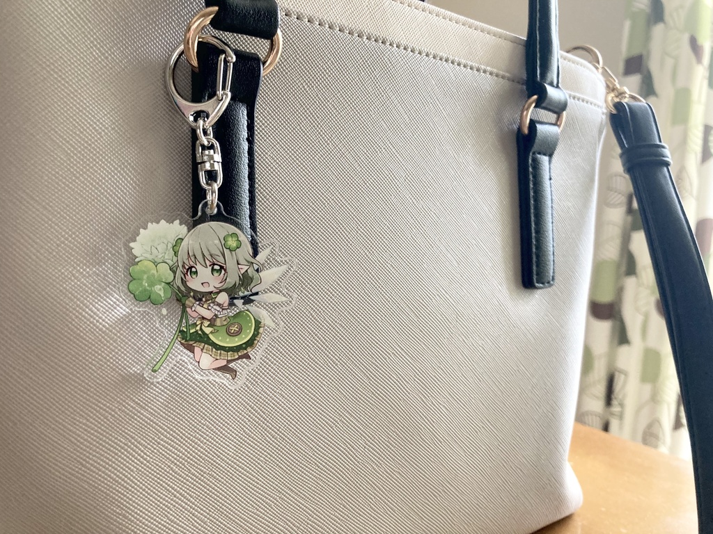 🍀しずく🍀妖精さんアクリルキーホルダー