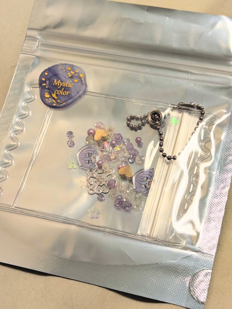 アクリルパーツ入りキーホルダー
