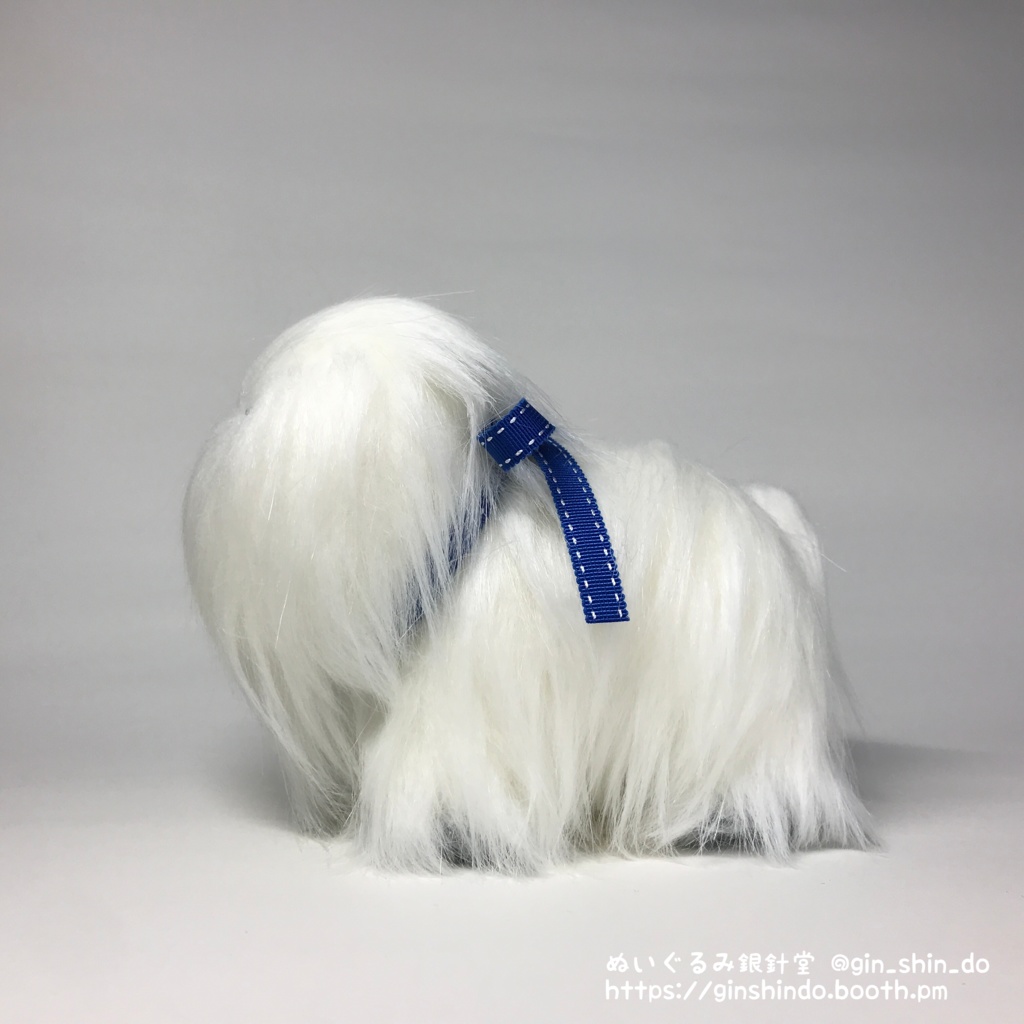 妖怪のけうけげん(白毛青目)