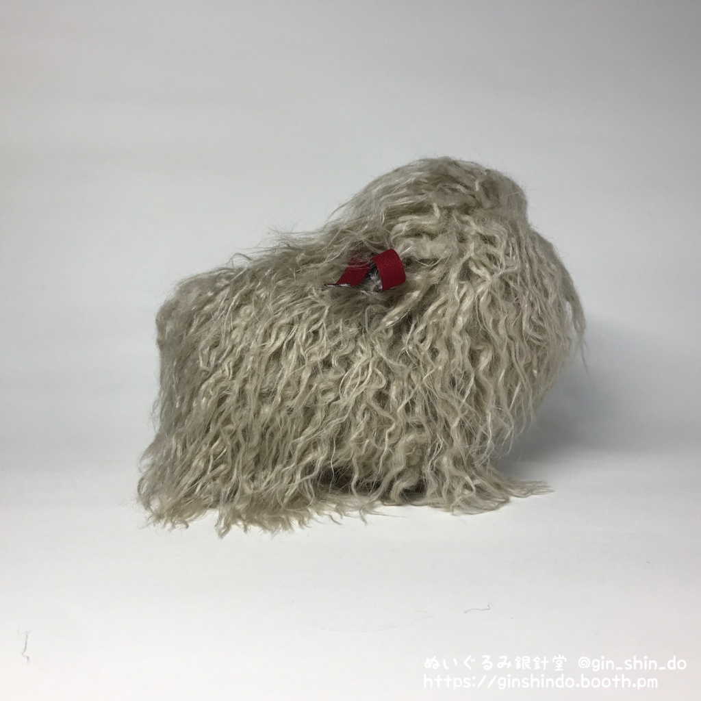 妖怪のけうけげん(茶毛黒目)