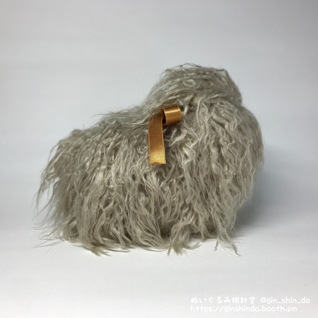 妖怪のけうけげん(茶毛金目)