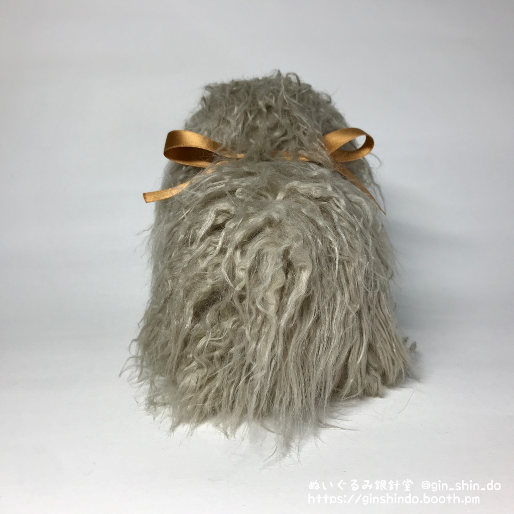 妖怪のけうけげん(茶毛金目)