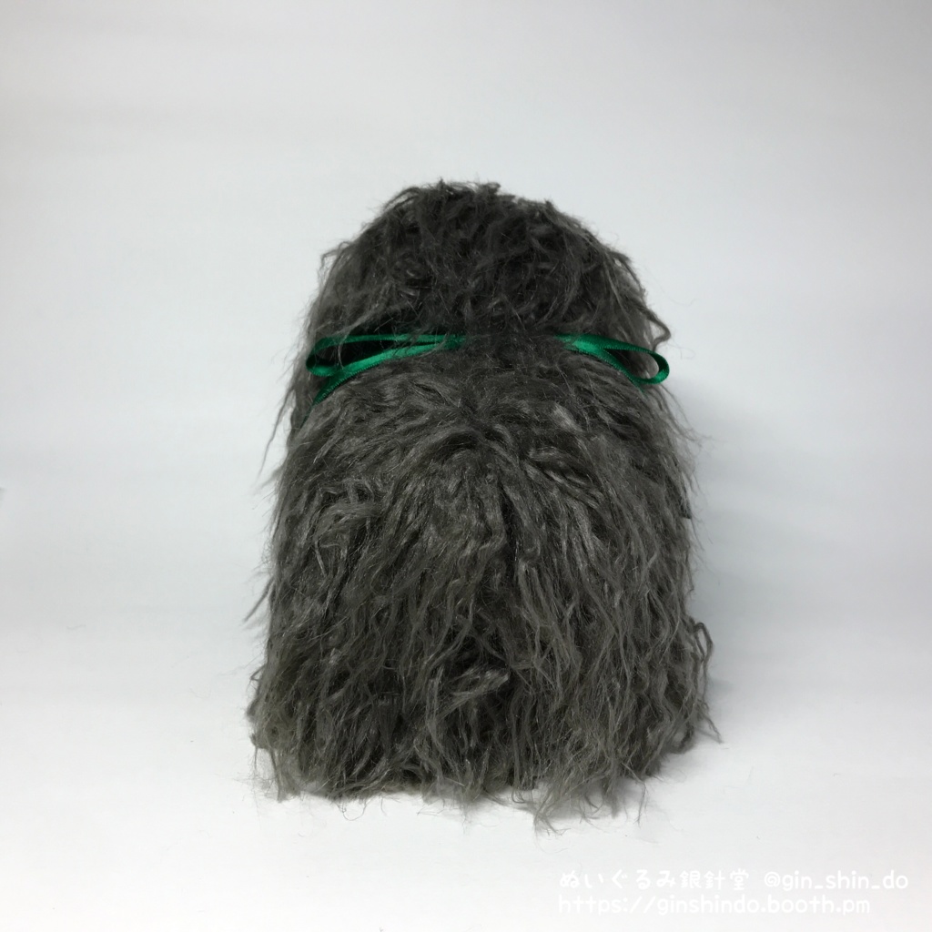 妖怪のけうけげん(灰毛白目)