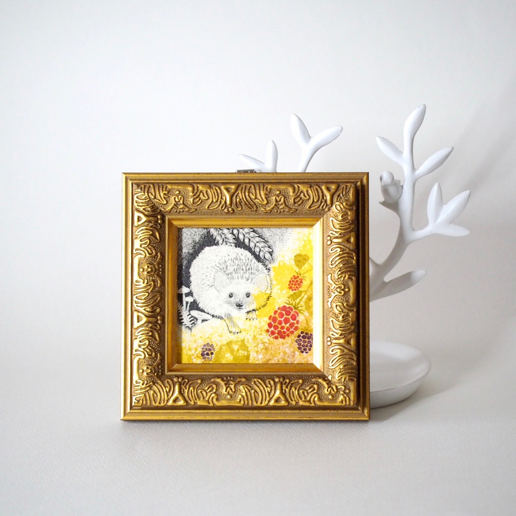 原画「ハリネズミと木苺」イラスト・水彩画・ペン画・絵画・ミニ額入