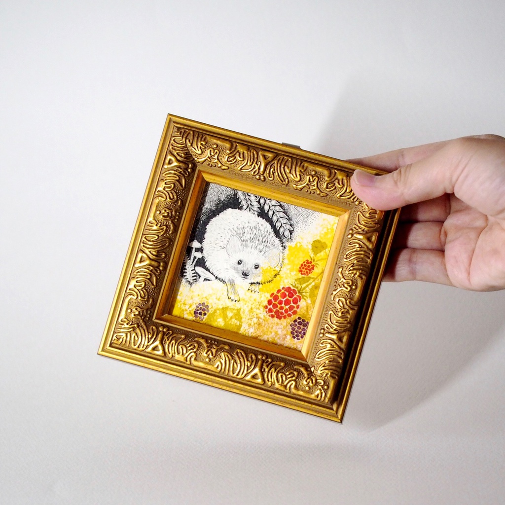 原画「ハリネズミと木苺」イラスト・水彩画・ペン画・絵画・ミニ額入