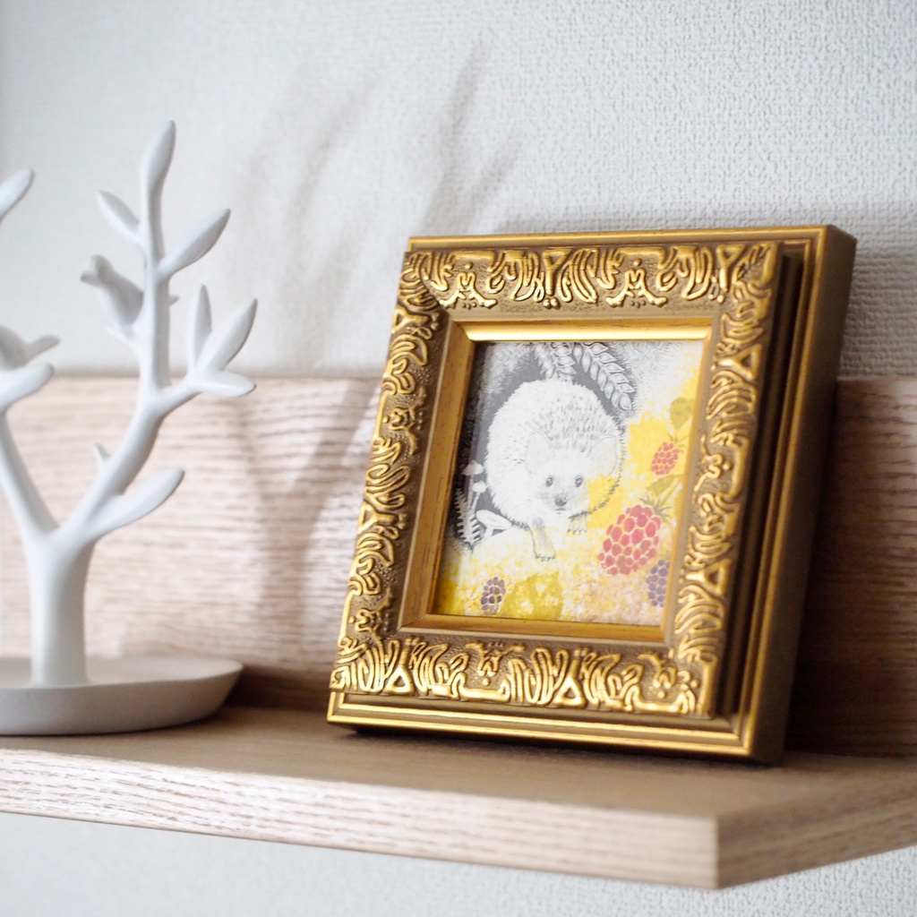 原画「ハリネズミと木苺」イラスト・水彩画・ペン画・絵画・ミニ額入