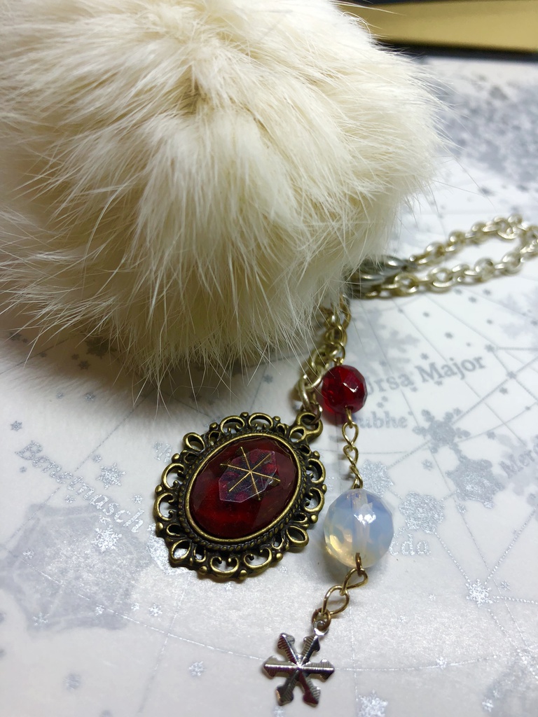 Hiver＝Laurantイメージバッグチャーム