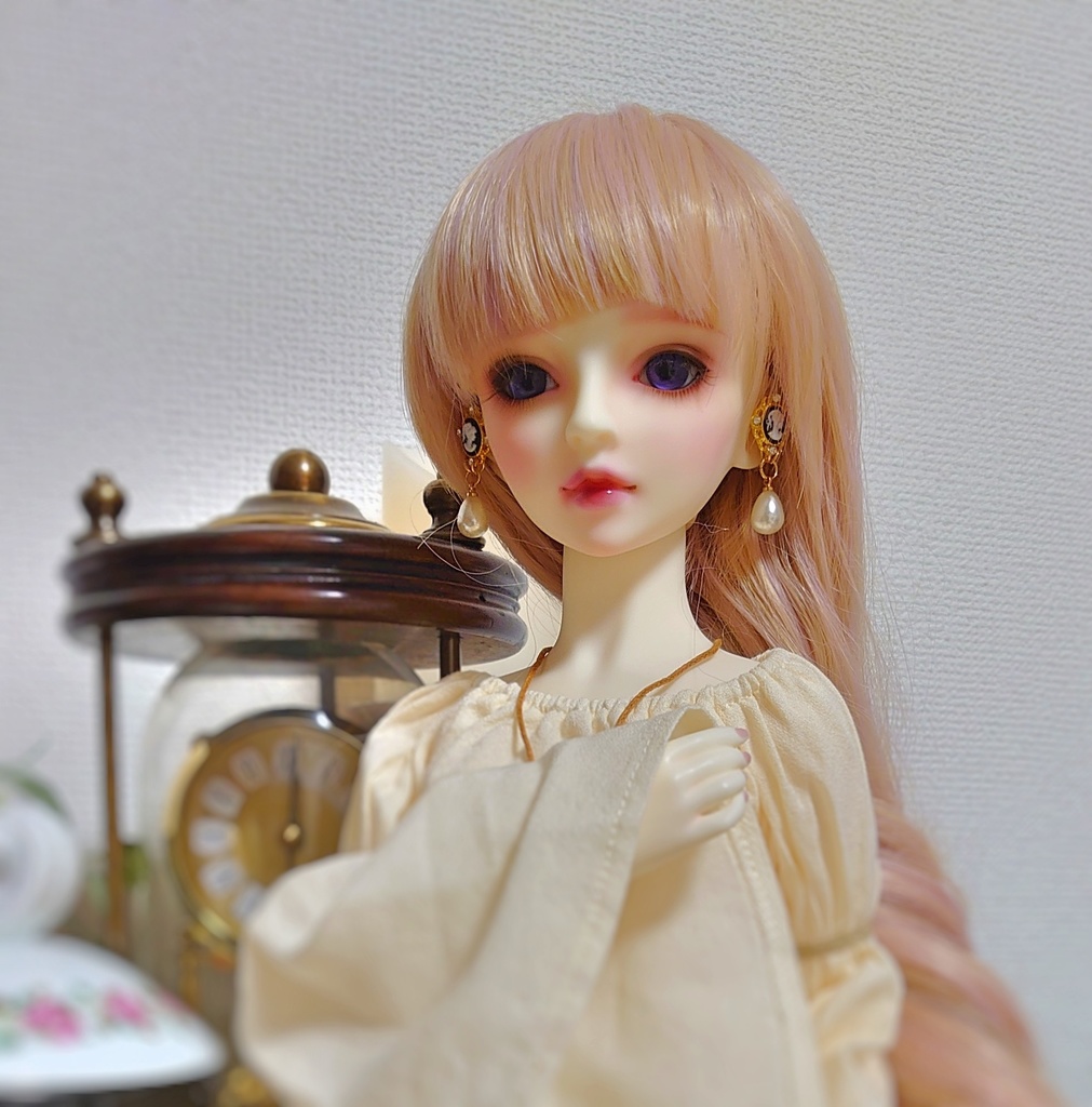 カメオ調パールイヤリング(ドール用)