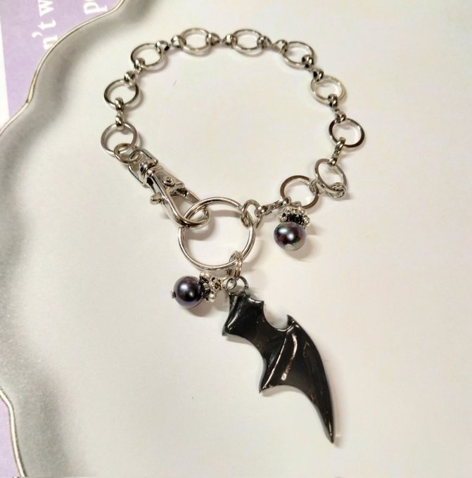 悪魔の羽のキーチェーン