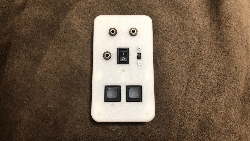 マイクロフォン ミュート＆トーク スイッチボックス MJ版 「みゅ～と～君」(仮名)