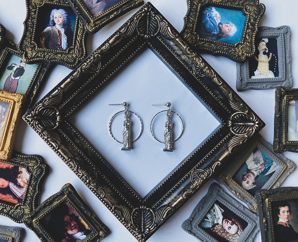 【111工房】   ヴィーナス