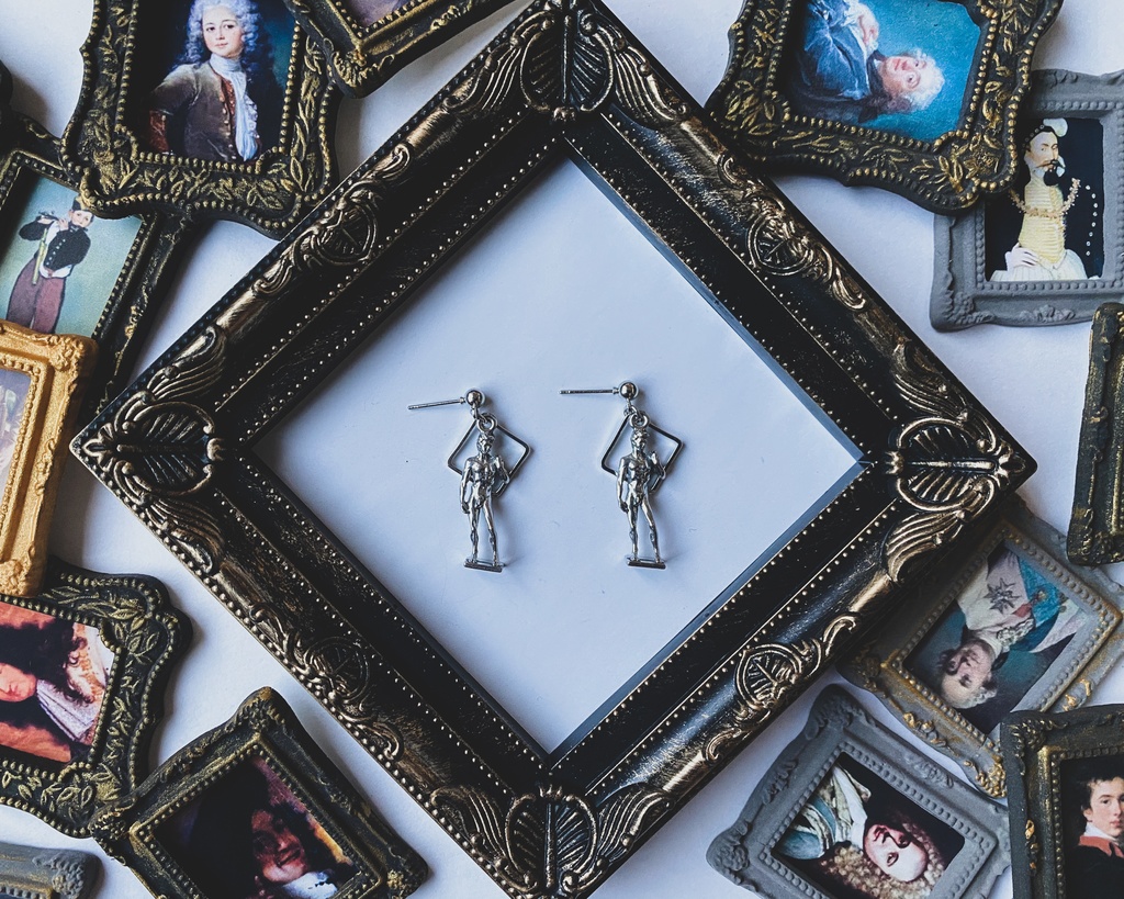 【111工房】  ダビデ