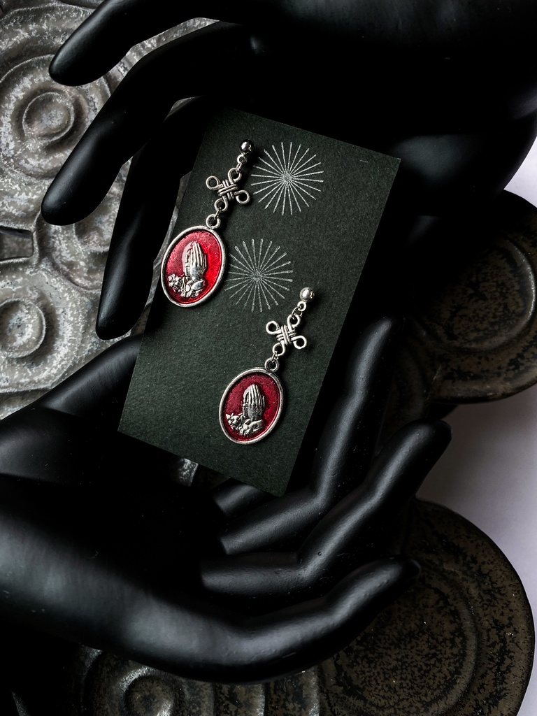 脹相 イメージピアス