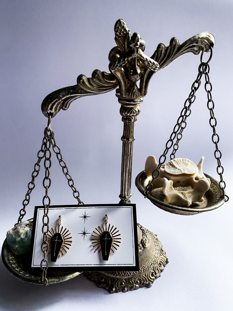 【吸血鬼すぐ死ぬ】御神祖様